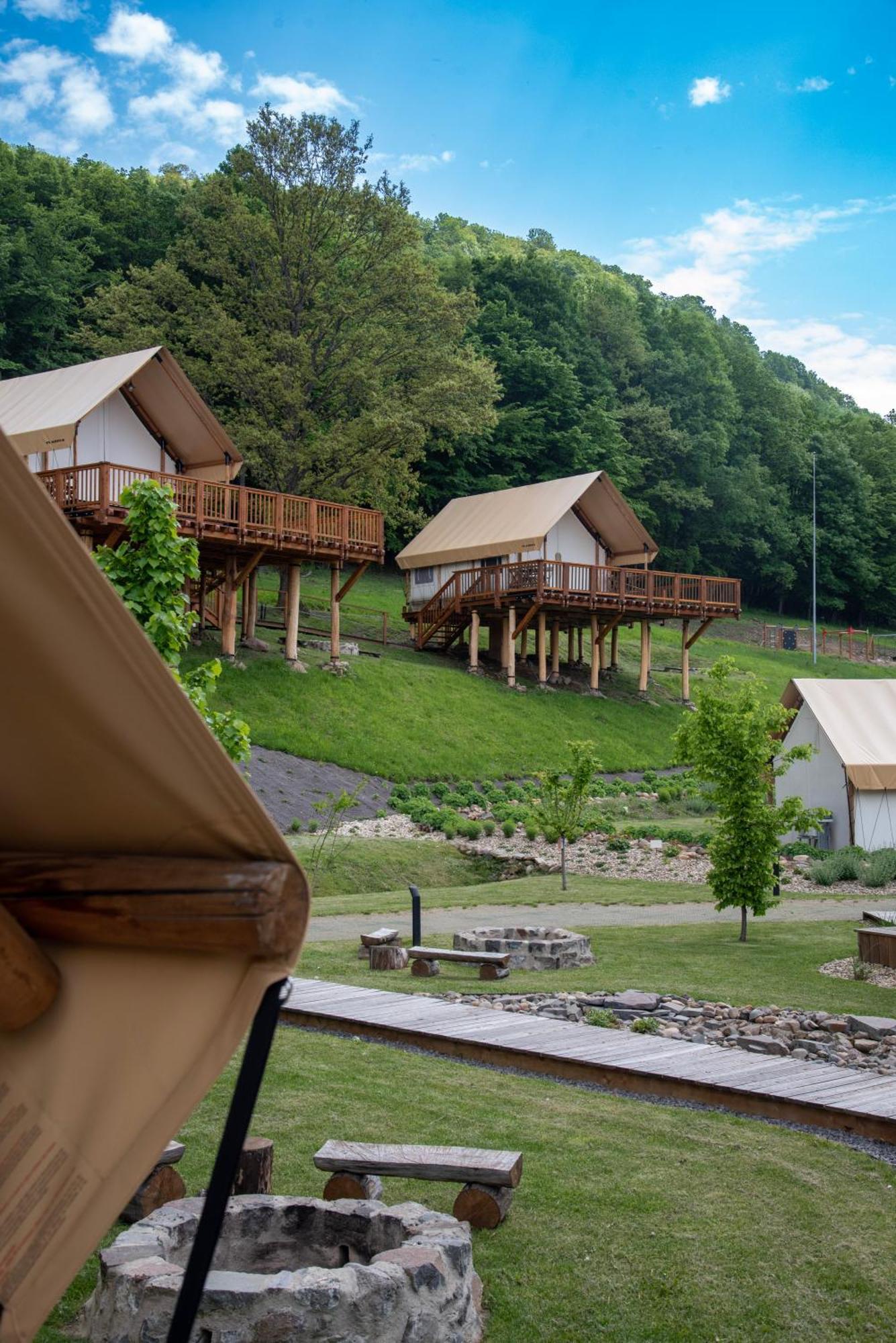 Hotel Forrest Glamping Banská Štiavnica Zewnętrze zdjęcie