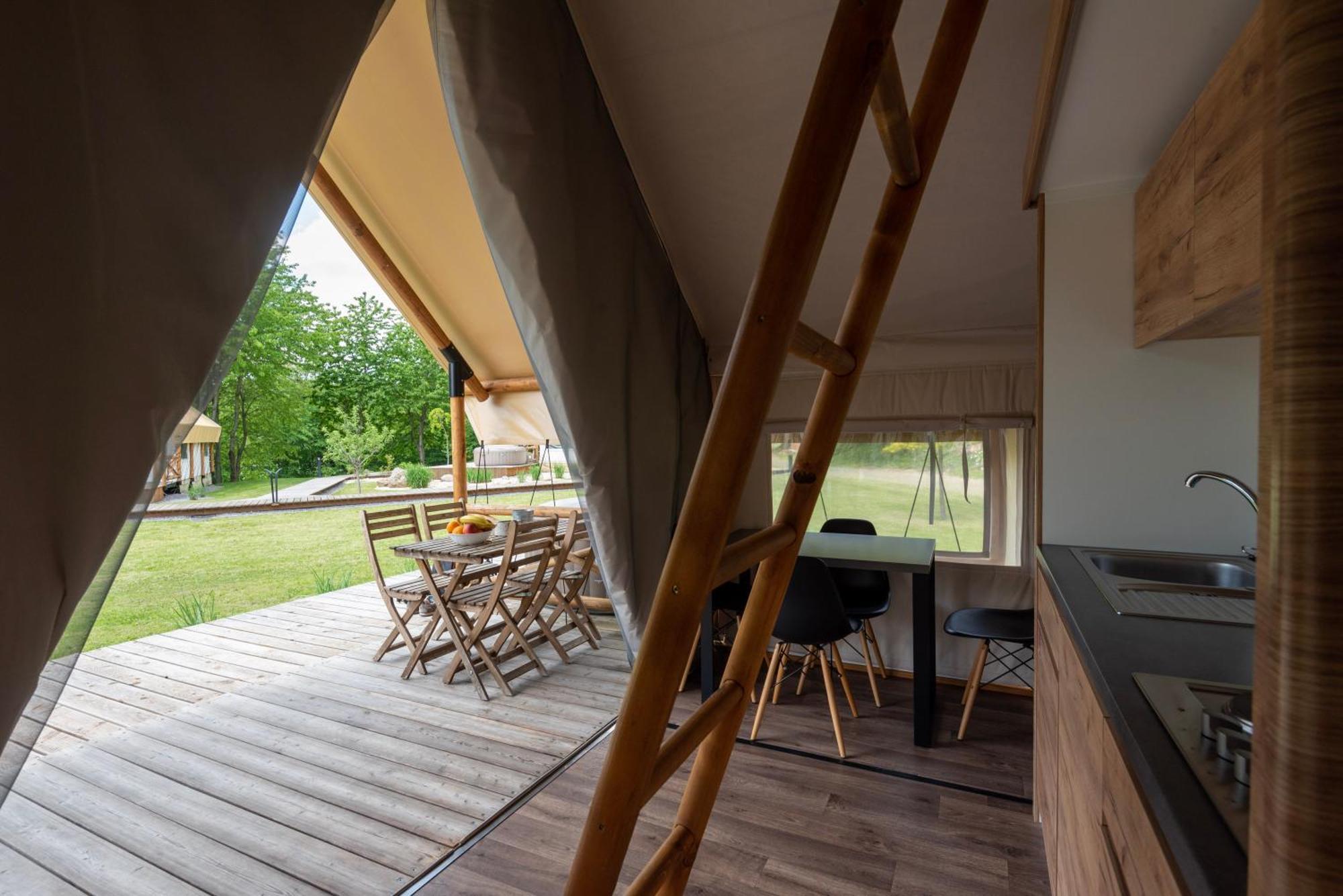 Hotel Forrest Glamping Banská Štiavnica Zewnętrze zdjęcie