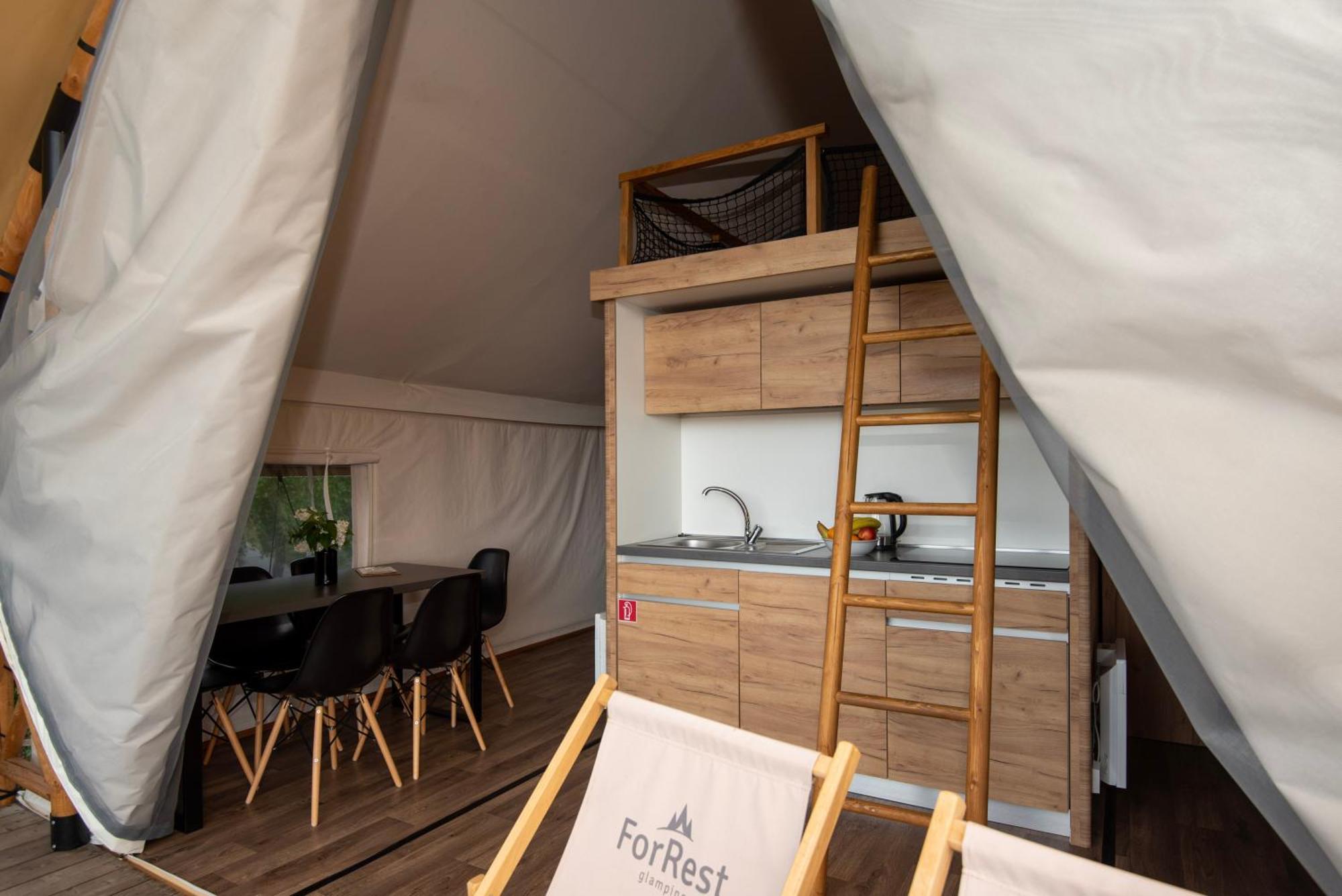 Hotel Forrest Glamping Banská Štiavnica Zewnętrze zdjęcie