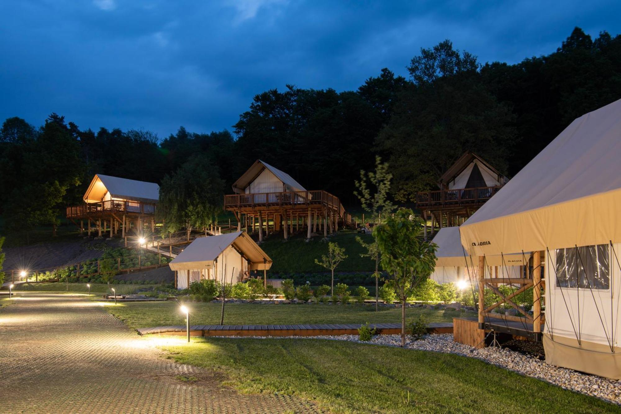 Hotel Forrest Glamping Banská Štiavnica Zewnętrze zdjęcie