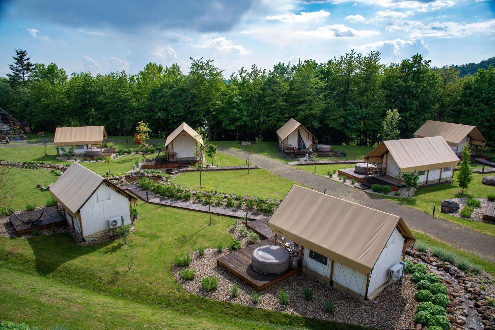 Hotel Forrest Glamping Banská Štiavnica Zewnętrze zdjęcie