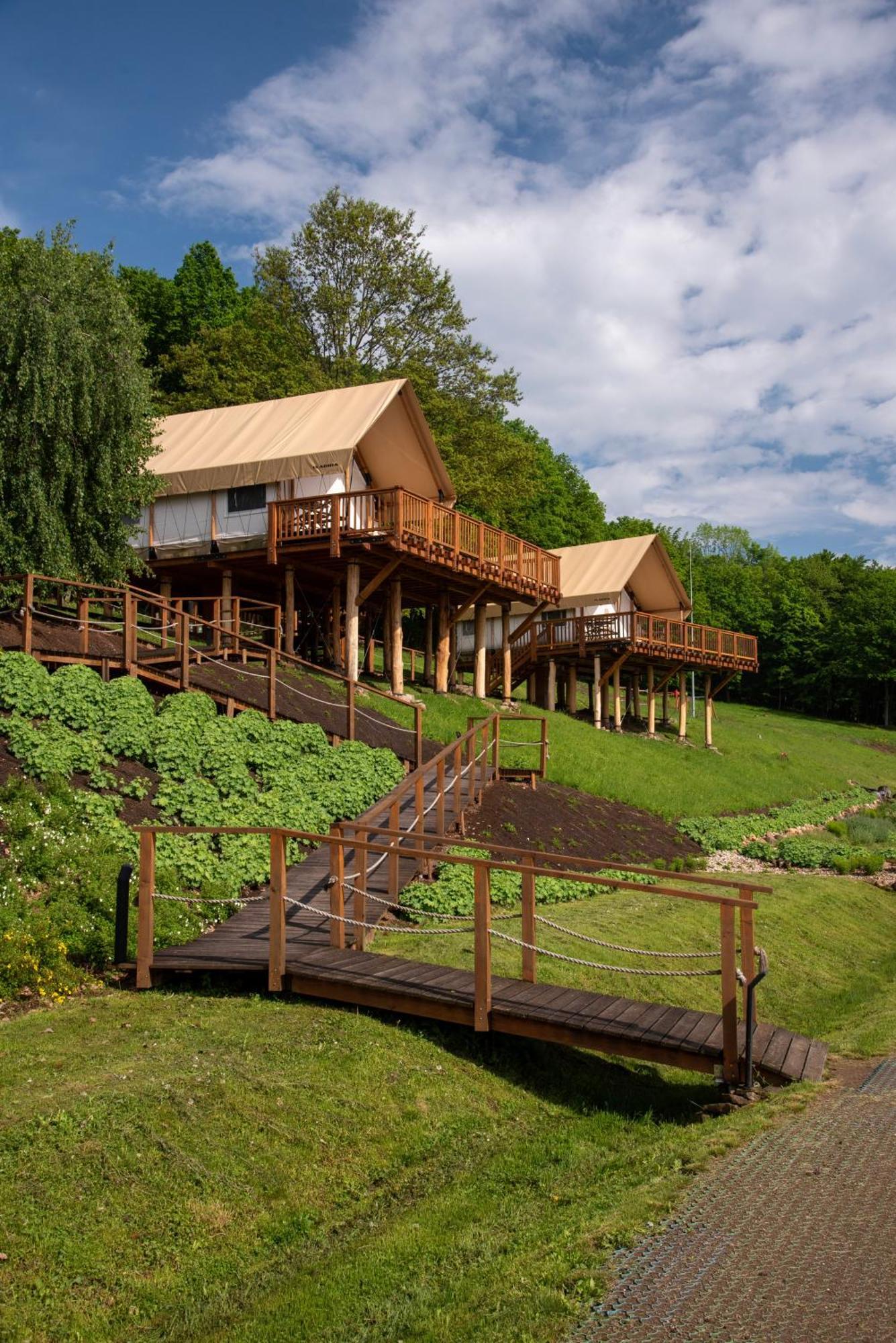 Hotel Forrest Glamping Banská Štiavnica Zewnętrze zdjęcie